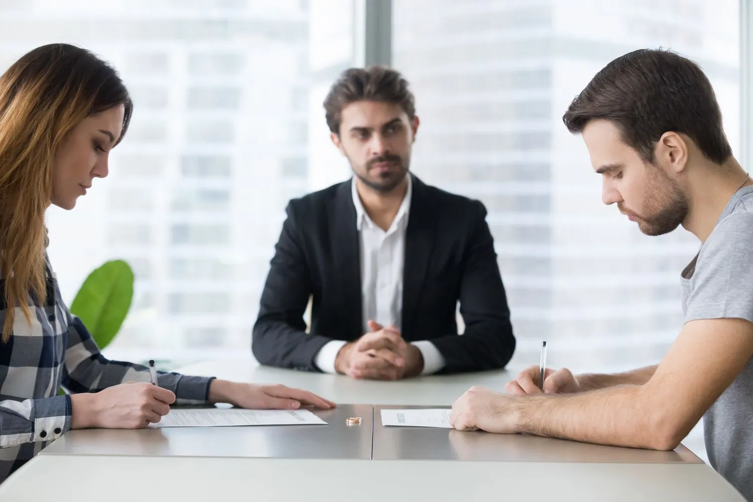 How EH Mediation Guides Couples Toward Fair and Balanced Outcomes Leicester